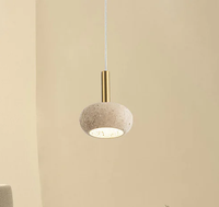 مصابيح معلقة