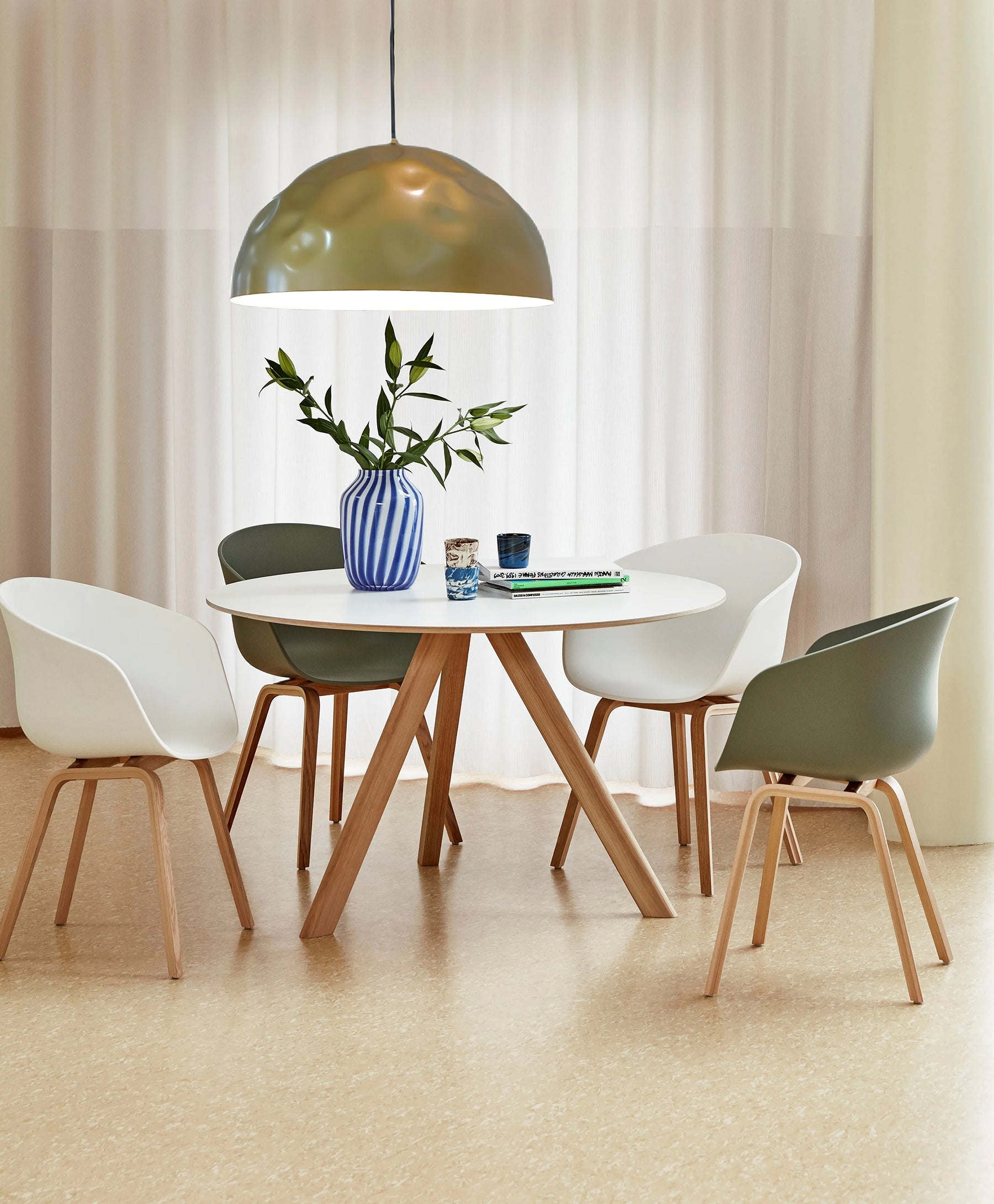 مصباح معلق برونزي E27 B Adi