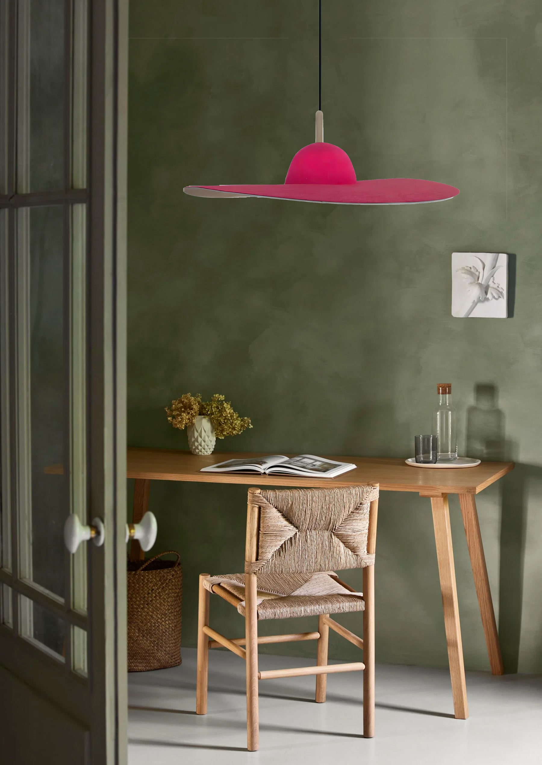 قلادة عدن E27 B موديل أحمر