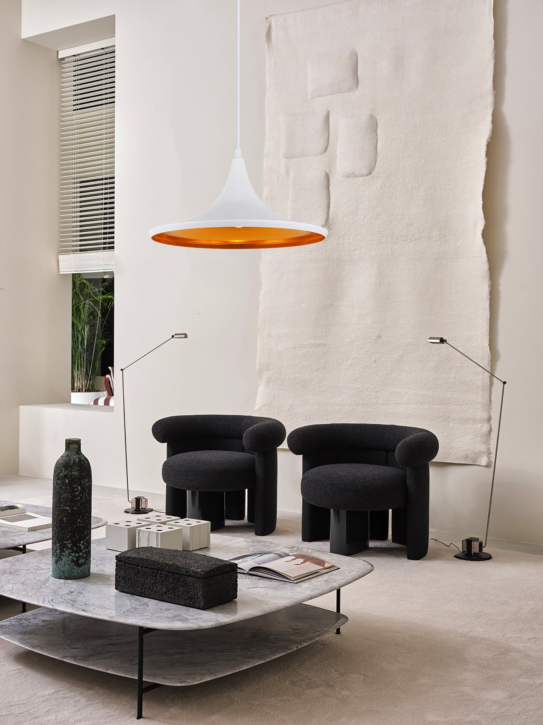 E27 B نموذج قلادة القصر باللون الأبيض والنحاس