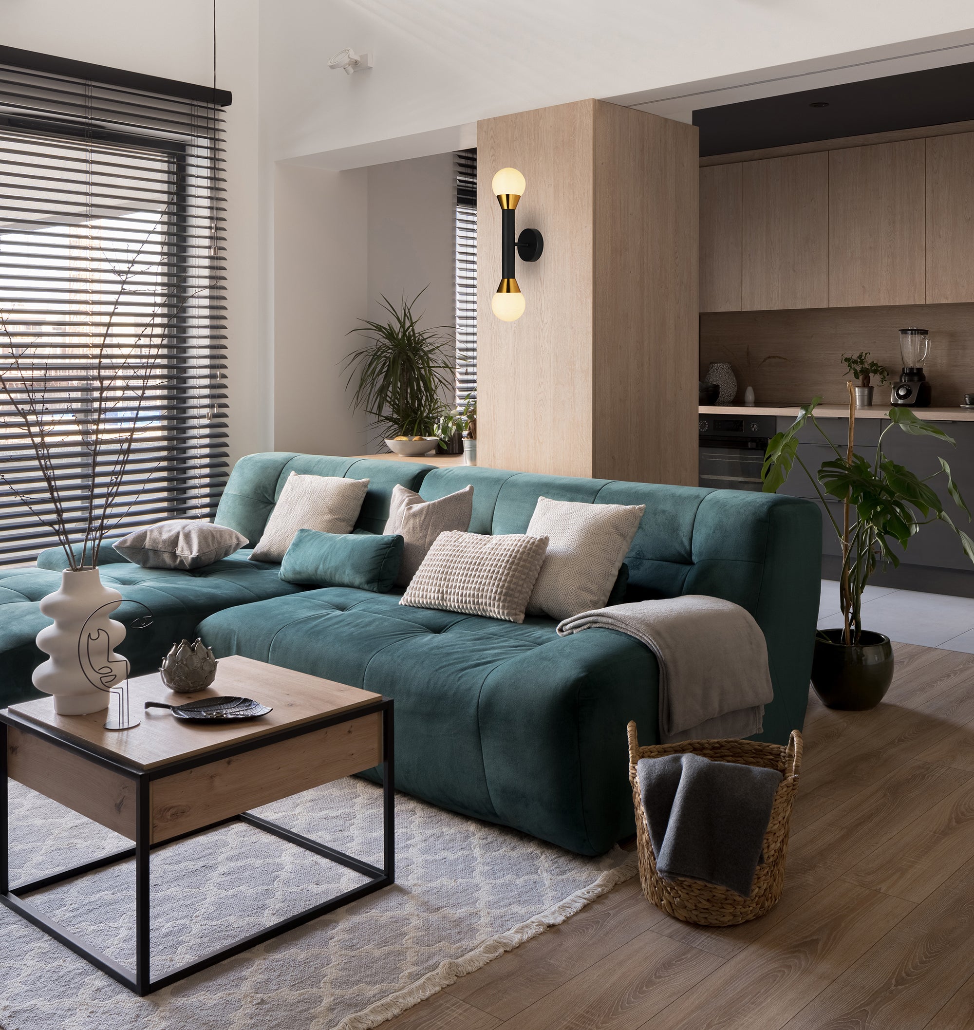 G9 מנורת קיר סופר אפ דאון