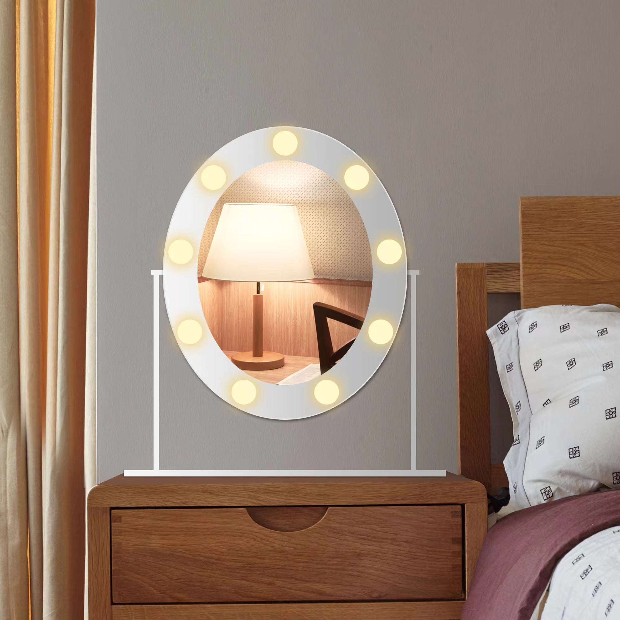 CCT 9W שולחן מראה אן אובלי קטן מ.מים